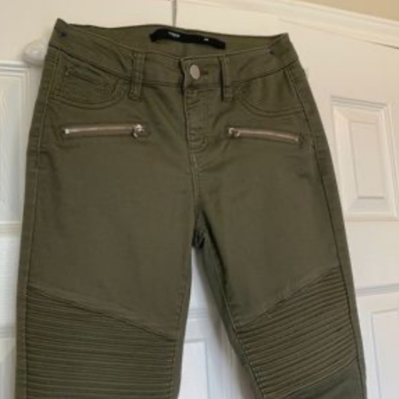 NWOT Harper Olive Motorcycle pants skinny fit, zippered pockets 28 - Picture 4 of 5